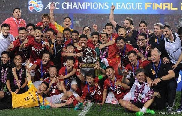 不藏锋芒| 青超联赛“恒大杯”U19A第五轮 上港连胜一方连败